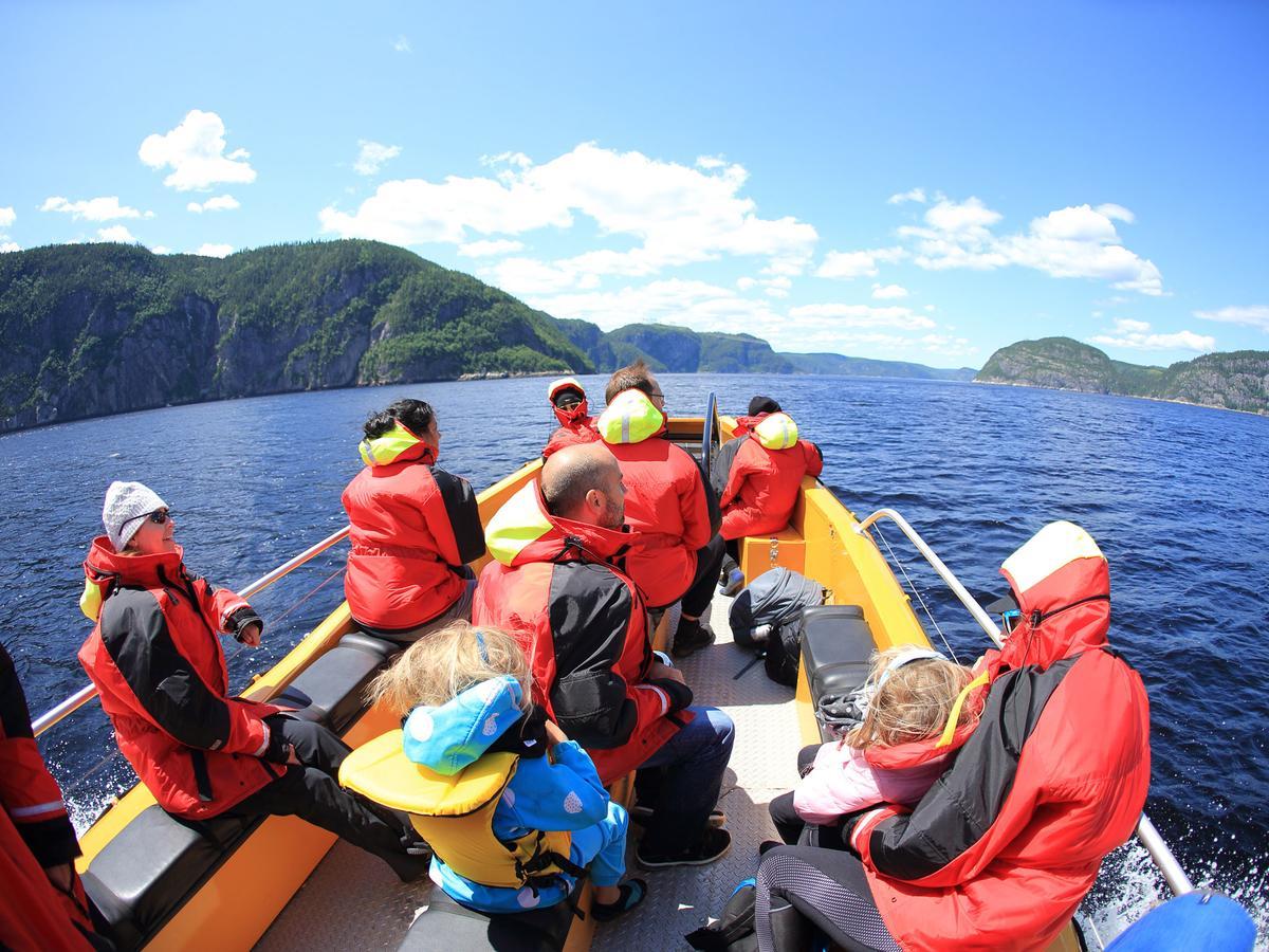 Village Vacances Petit-Saguenay Exterior foto